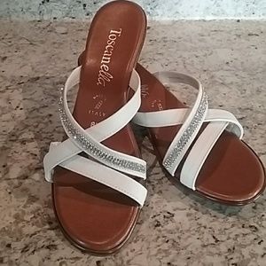 Toscanella Sandals white with jewels size 8.5